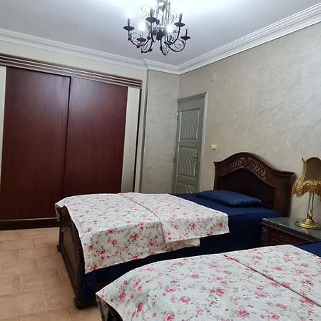 Comfy 2-Bedrooms Apartment In Cairo 44-2 Eksteriør bilde