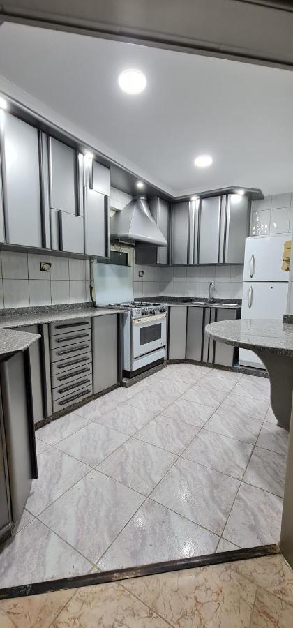 Comfy 2-Bedrooms Apartment In Cairo 44-2 Eksteriør bilde